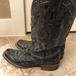 Corral Womens Vintage boots